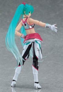 RacingMiku2013-Figma-2-468x680